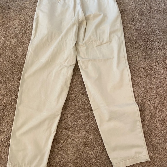 Ladies Khakis Dockers - Picture 2 of 2